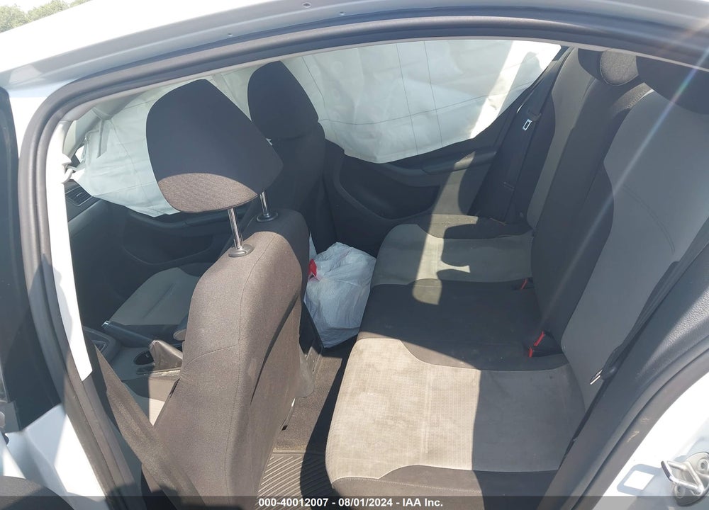 2017 VOLKSWAGEN JETTA VIN: 3VW2B7AJ8HM347603