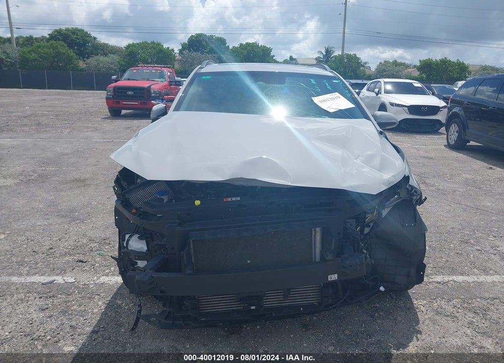 2022 HYUNDAI KONA LIMITED VIN: KM8K53A38NU818141