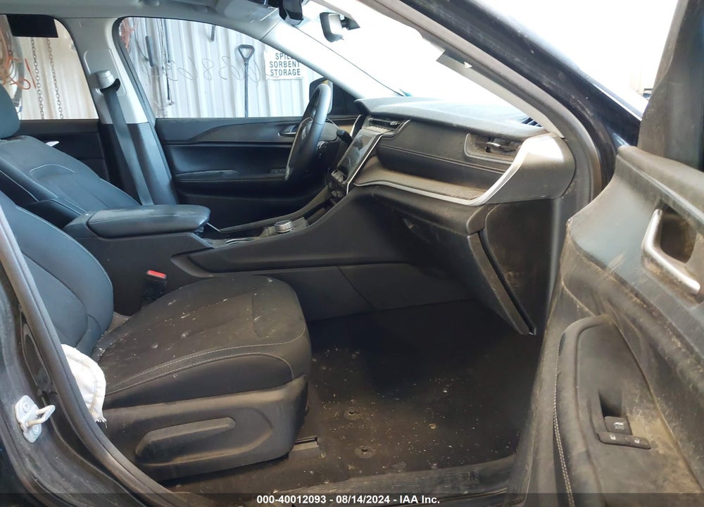 2023 JEEP GRAND CHEROKEE LAREDO 4X4 VIN: 1C4RJHAG3P8883280