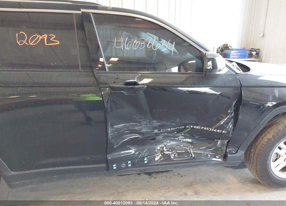 2023 JEEP GRAND CHEROKEE LAREDO 4X4 VIN: 1C4RJHAG3P8883280