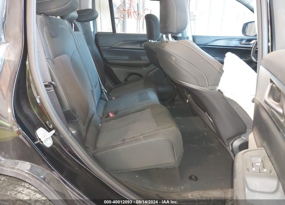 2023 JEEP GRAND CHEROKEE LAREDO 4X4 VIN: 1C4RJHAG3P8883280
