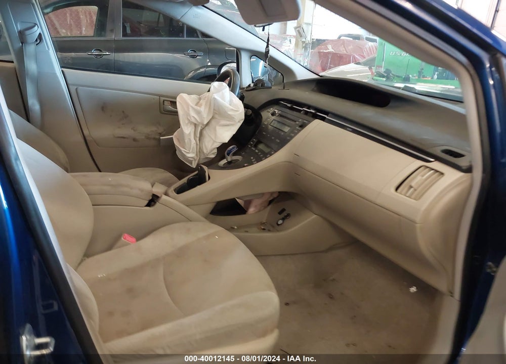 2011 TOYOTA PRIUS TWO VIN: JTDKN3DU5B1439779