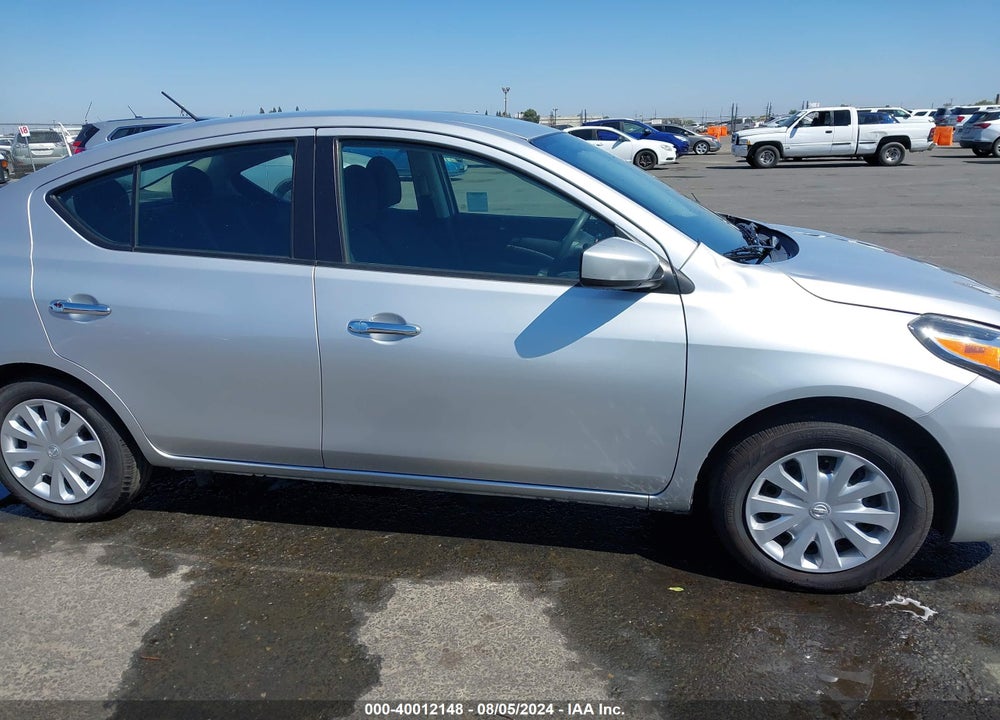 2018 NISSAN VERSA 1.6 SV VIN: 3N1CN7AP0JL834215