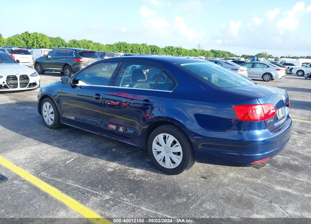 2013 VOLKSWAGEN JETTA 2.5L SE VIN: 3VWDP7AJ0DM286803
