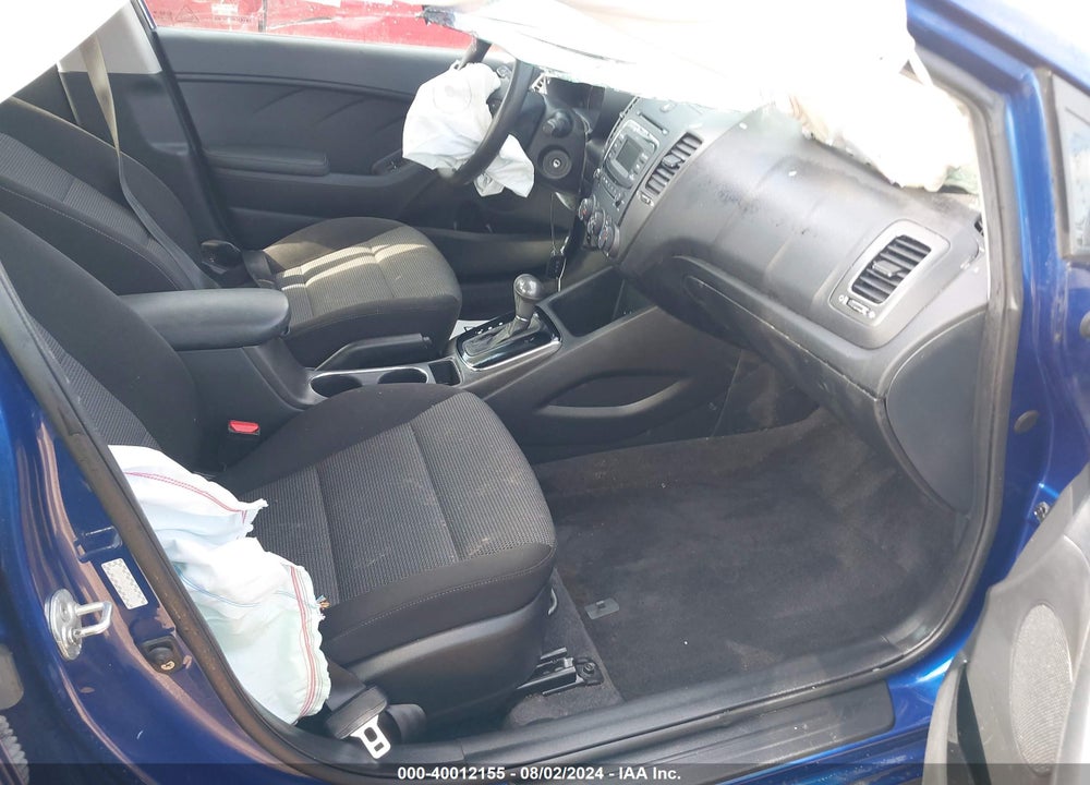 2017 KIA FORTE LX VIN: 3KPFK4A71HE052831