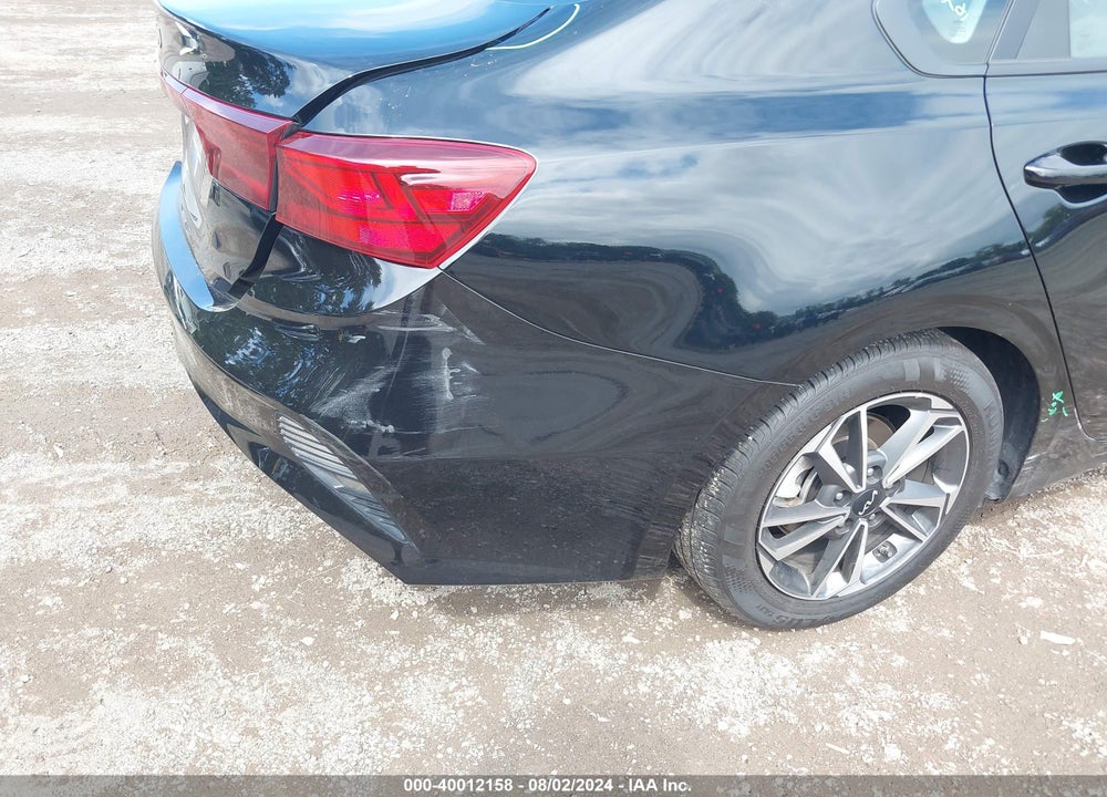 2023 KIA FORTE LXS VIN: 3KPF24AD7PE581057