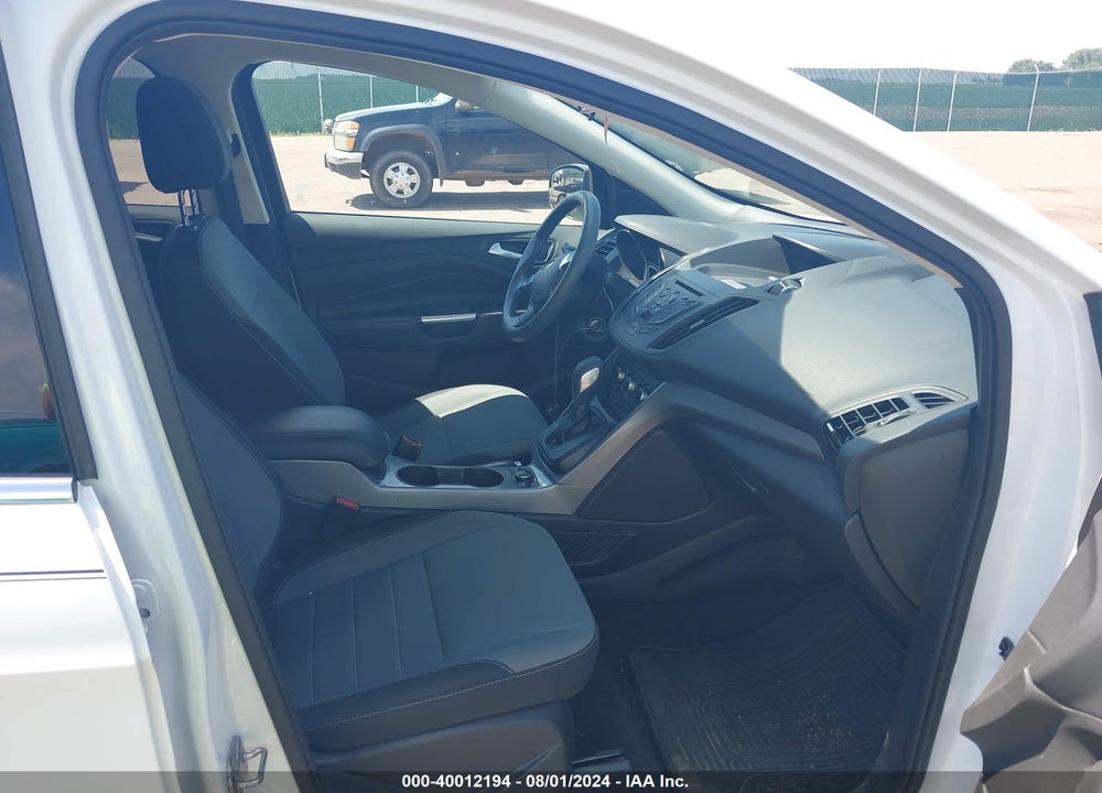 2016 FORD ESCAPE SE VIN: 1FMCU9G9XGUC27737