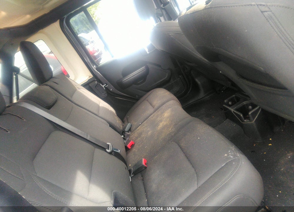 2018 JEEP WRANGLER UNLIMITED SPORT S 4X4 VIN: 1C4HJXDN2JW207518