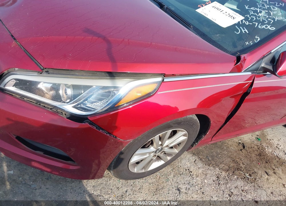 2015 HYUNDAI SONATA SE VIN: 5NPE24AF0FH177606