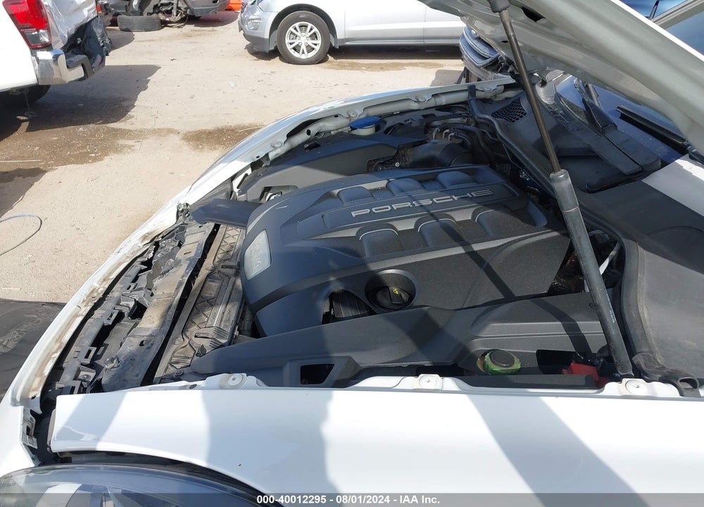 2014 PORSCHE CAYENNE DIESEL VIN: WP1AF2A26ELA35886