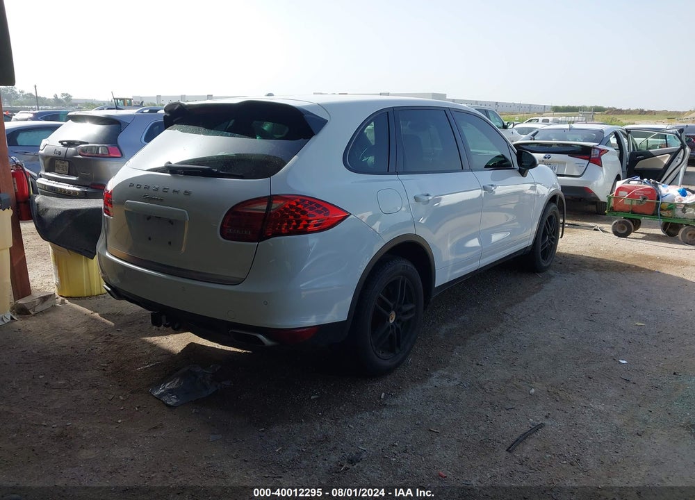 2014 PORSCHE CAYENNE DIESEL VIN: WP1AF2A26ELA35886