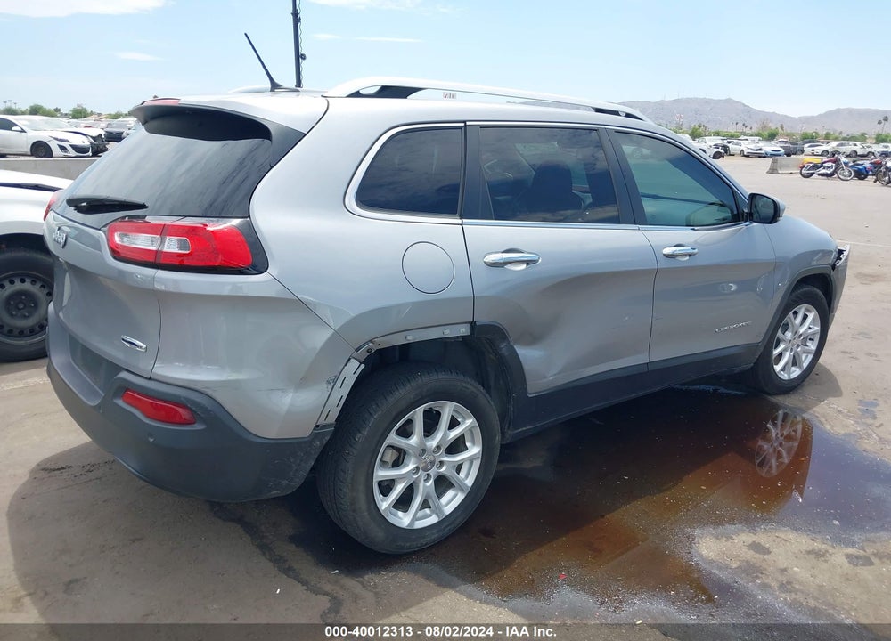 2015 JEEP CHEROKEE LATITUDE VIN: 1C4PJLCB8FW590464