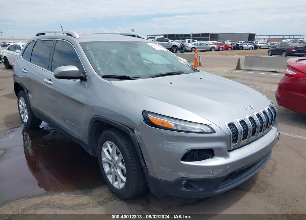 2015 JEEP CHEROKEE LATITUDE VIN: 1C4PJLCB8FW590464