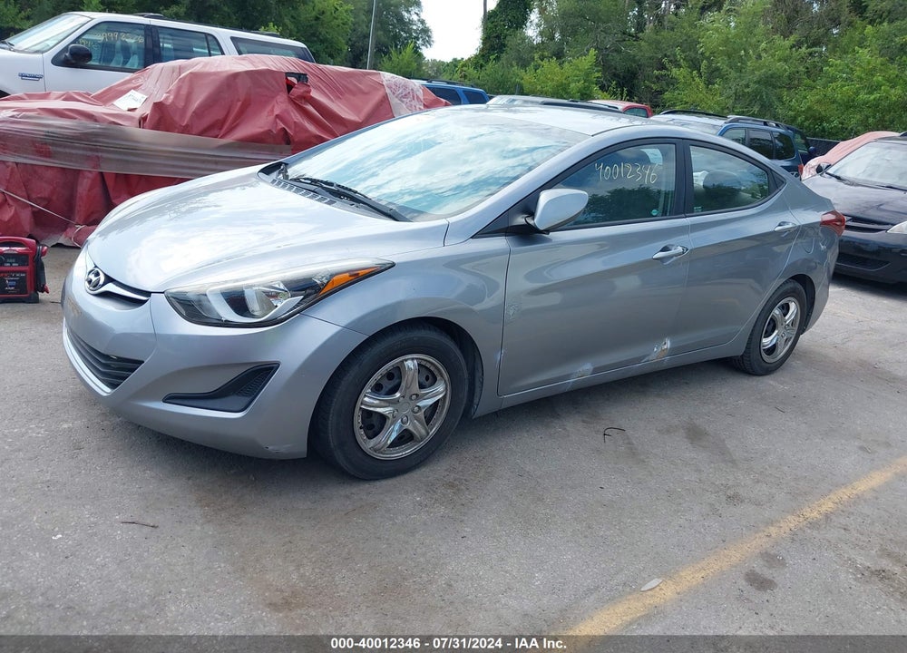 2016 HYUNDAI ELANTRA VIN: 5NPDH4AE9GH677377