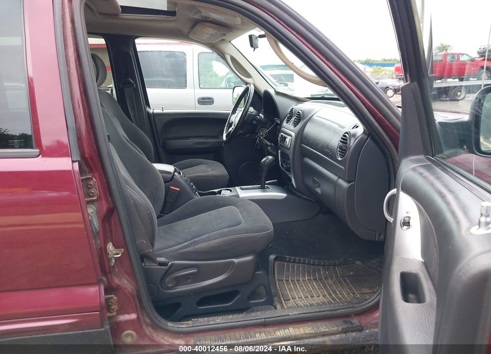 2003 JEEP LIBERTY VIN: 1J4GL58K23W624466