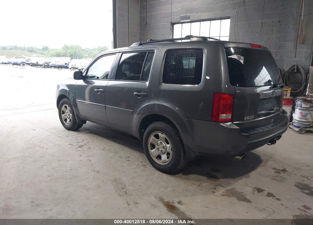 2011 HONDA PILOT EX-L VIN: 5FNYF4H77BB022429