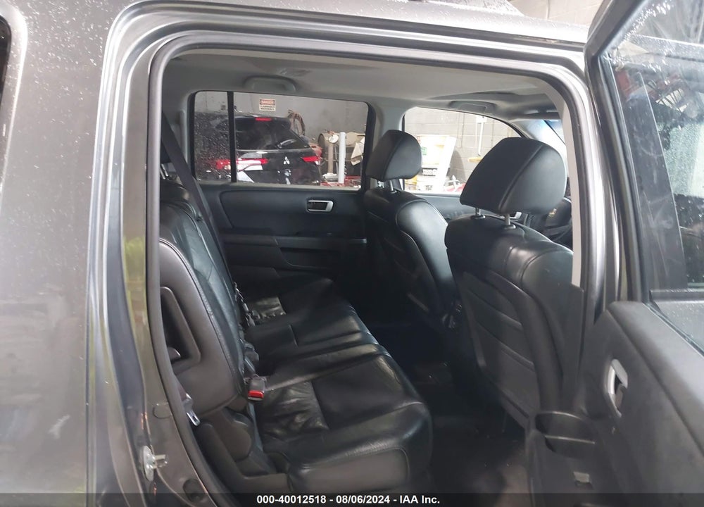 2011 HONDA PILOT EX-L VIN: 5FNYF4H77BB022429