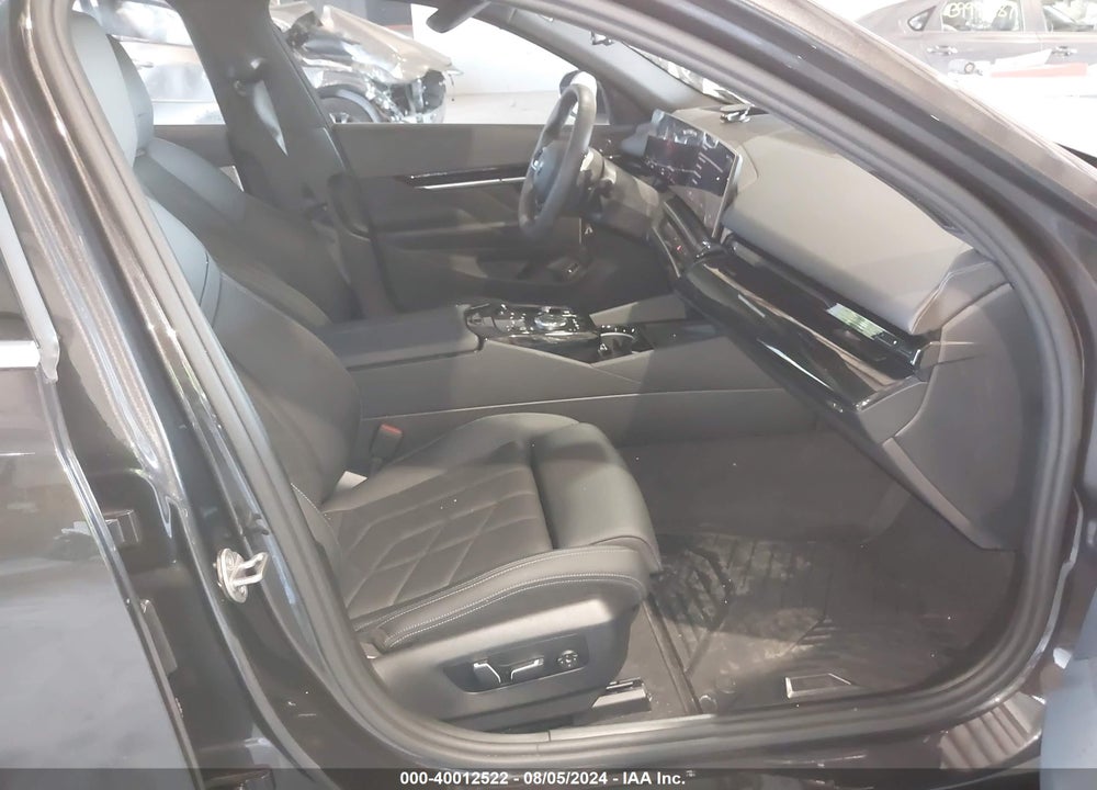2024 BMW 530 I XDRIVE VIN: WBA53FJ06RCP94977