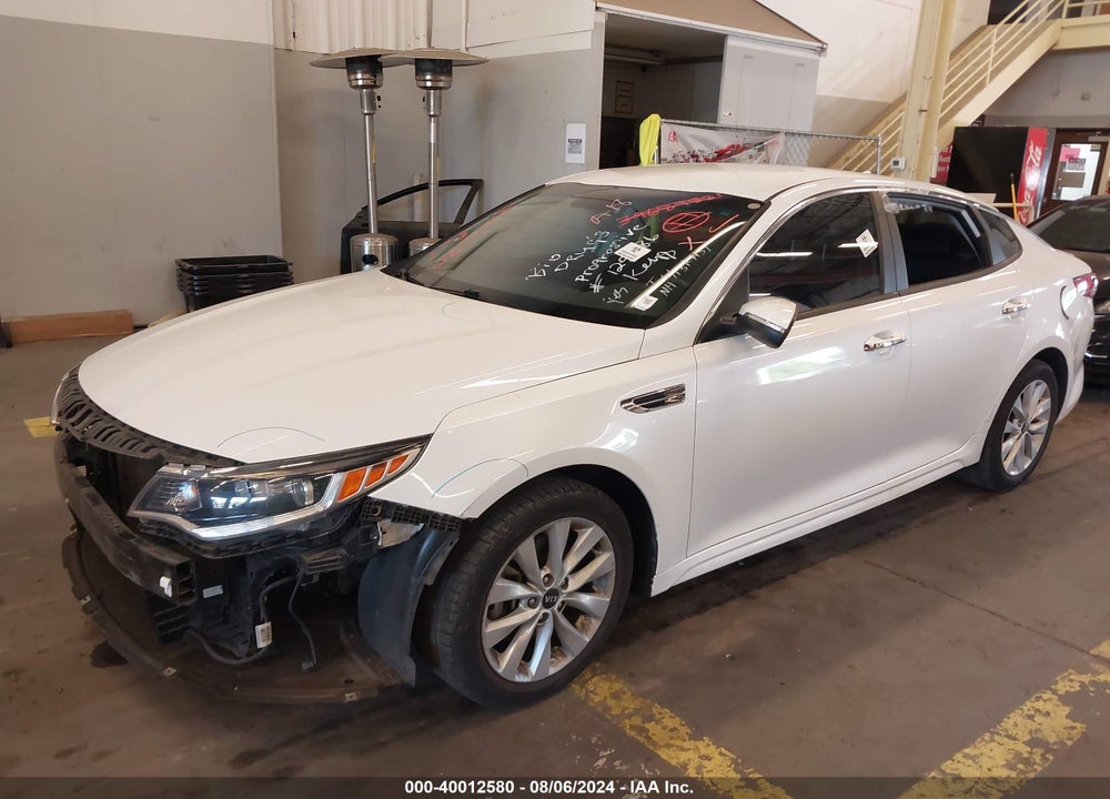 2018 KIA OPTIMA S VIN: 5XXGT4L33JG224544