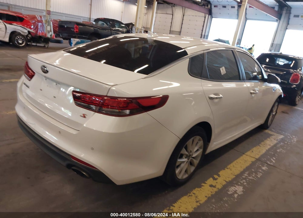2018 KIA OPTIMA S VIN: 5XXGT4L33JG224544
