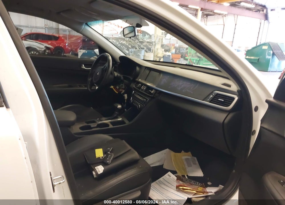 2018 KIA OPTIMA S VIN: 5XXGT4L33JG224544
