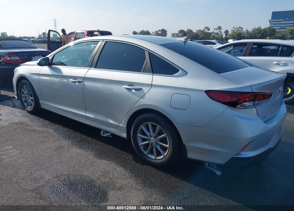 2018 HYUNDAI SONATA VIN: 5NPE24AF9JH672492