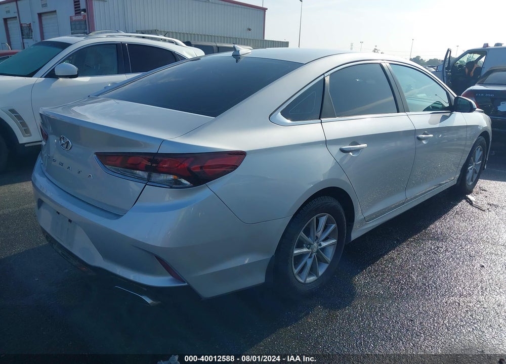 2018 HYUNDAI SONATA VIN: 5NPE24AF9JH672492