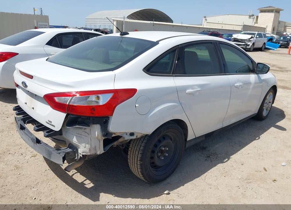 2014 FORD FOCUS SE VIN: 1FADP3F27EL175123