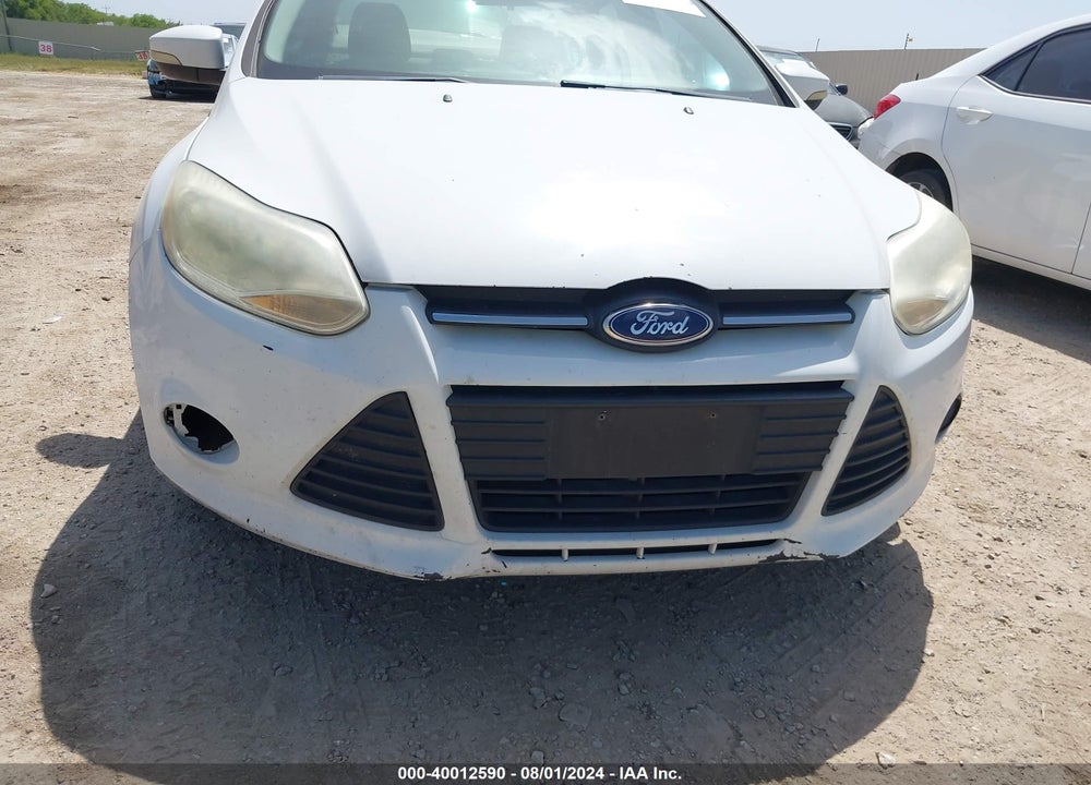 2014 FORD FOCUS SE VIN: 1FADP3F27EL175123