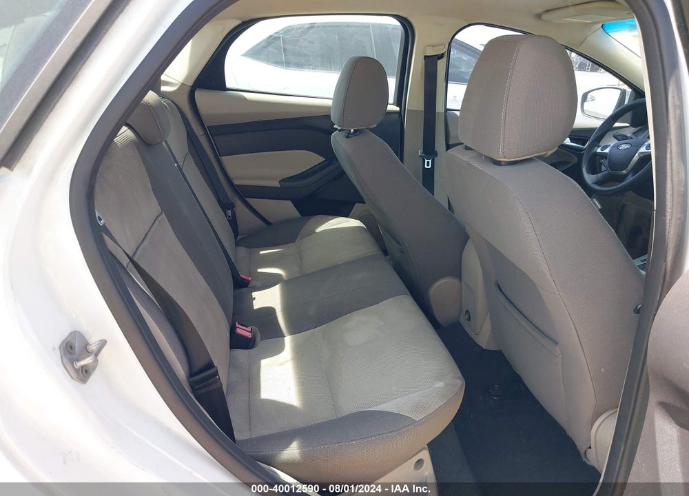 2014 FORD FOCUS SE VIN: 1FADP3F27EL175123