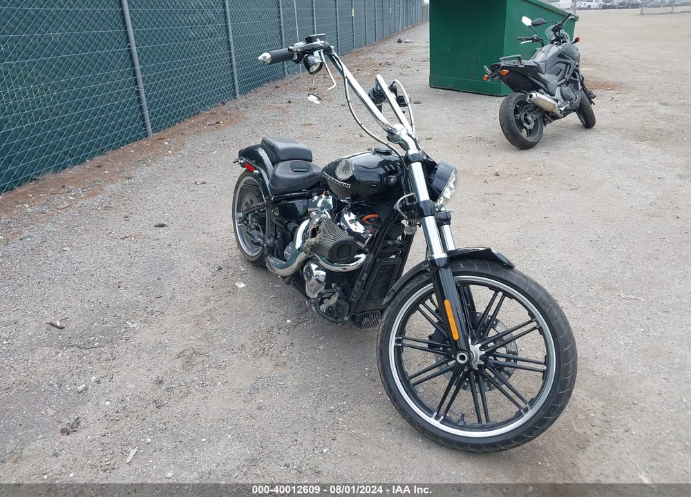 2018 HARLEY-DAVIDSON FXBR BREAKOUT VIN: 1HD1YEJ18JC034428