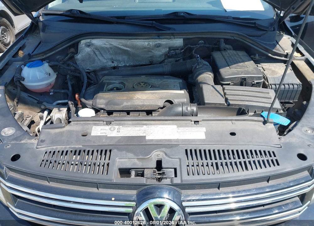 2012 VOLKSWAGEN TIGUAN SE VIN: WVGBV7AX4CW549180
