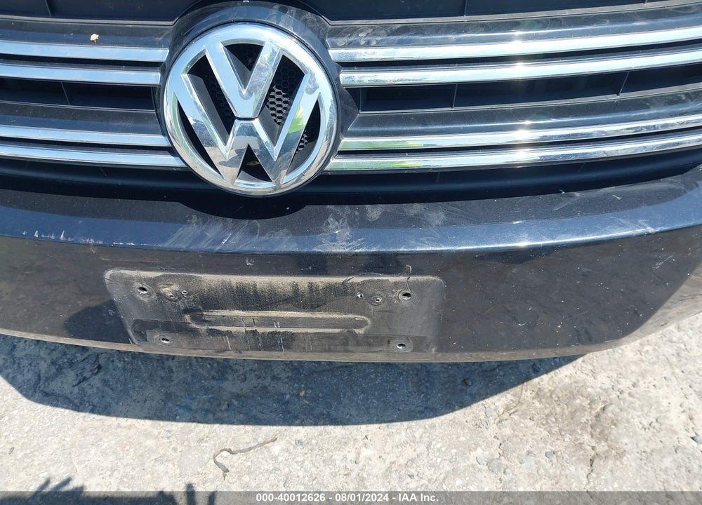 2012 VOLKSWAGEN TIGUAN SE VIN: WVGBV7AX4CW549180