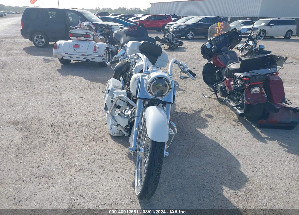 2013 HARLEY-DAVIDSON FLHRC ROAD KING CLASSIC VIN: 1HD1FRM1XDB648948