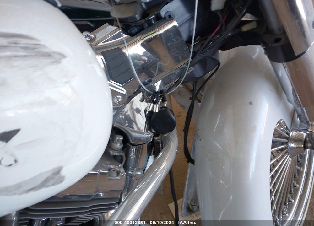 2013 HARLEY-DAVIDSON FLHRC ROAD KING CLASSIC VIN: 1HD1FRM1XDB648948