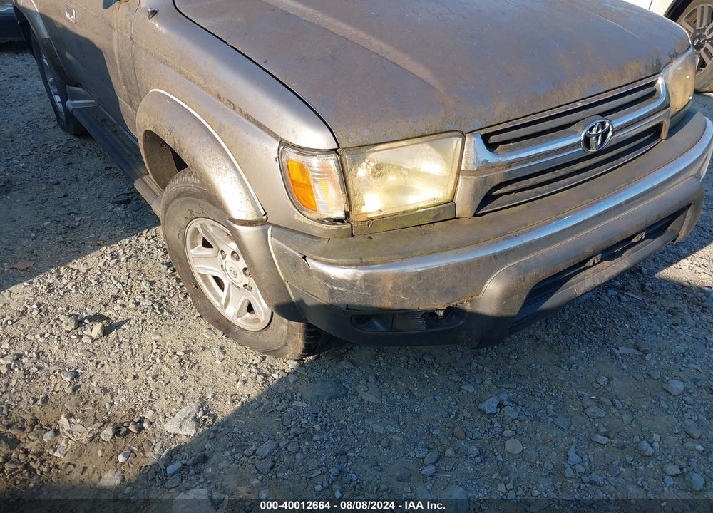 2001 TOYOTA 4RUNNER SR5 V6 VIN: JT3GN86R610216171