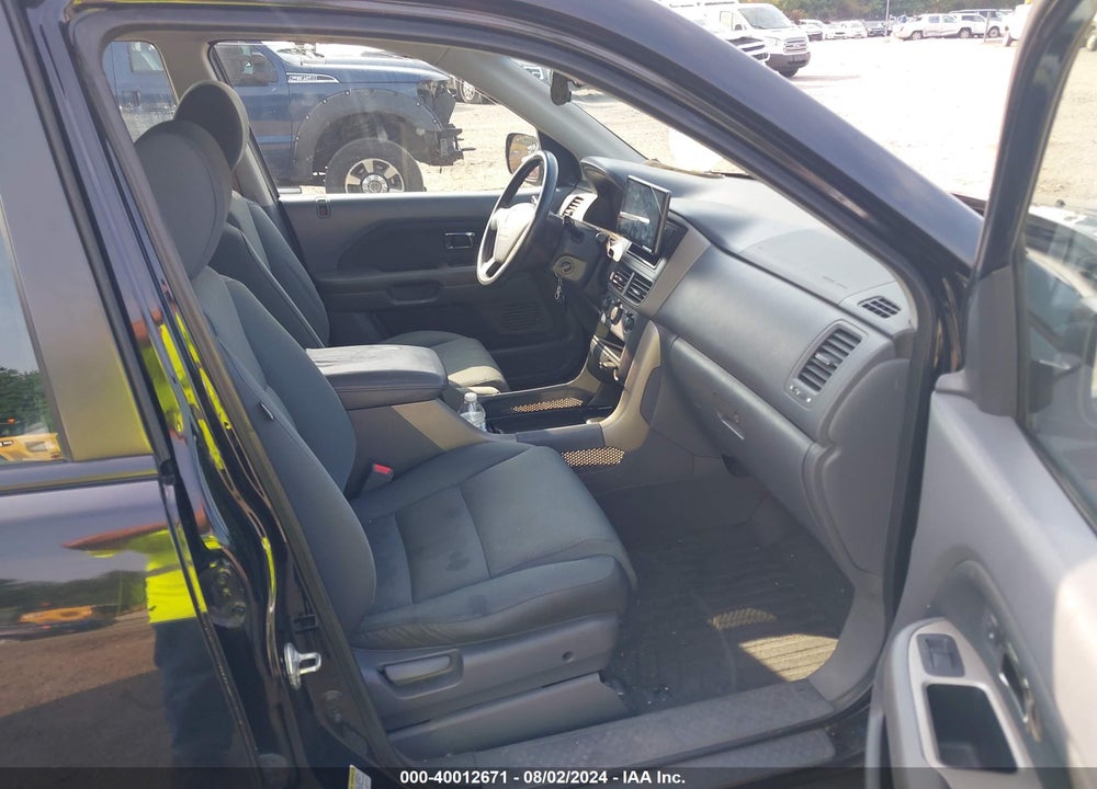 2007 HONDA PILOT LX VIN: 5FNYF18187B007276