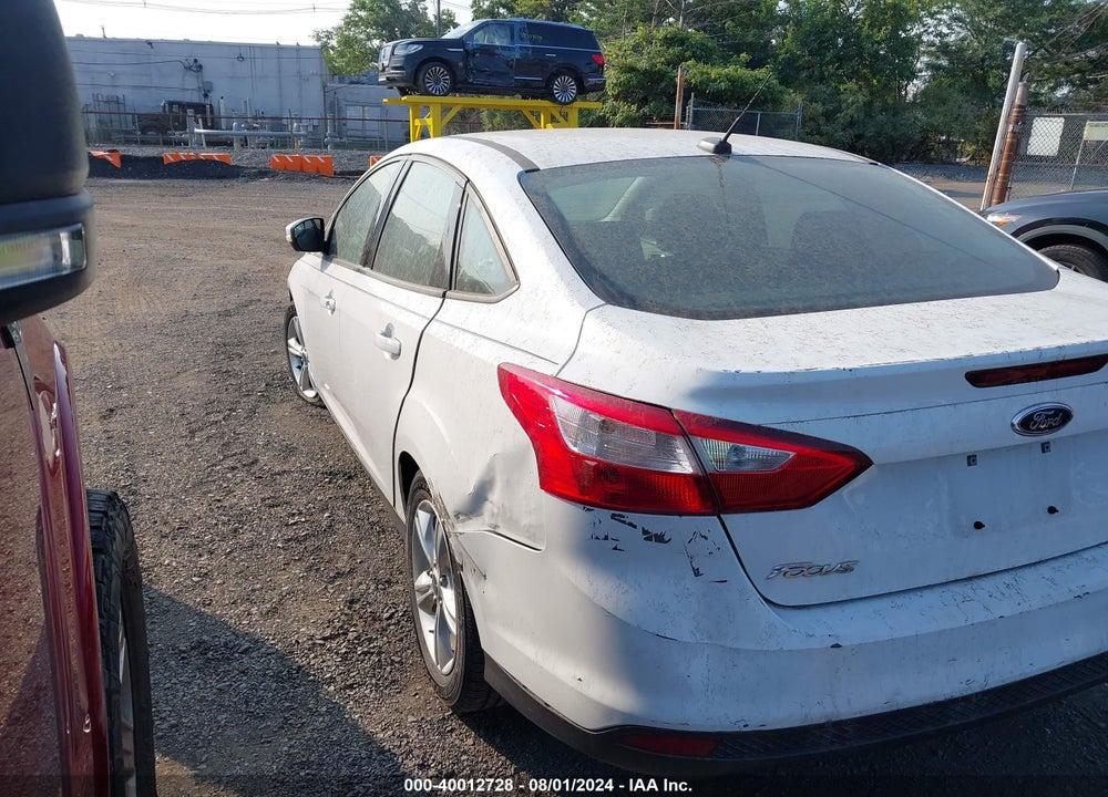 2014 FORD FOCUS SE VIN: 1FADP3F29EL232440