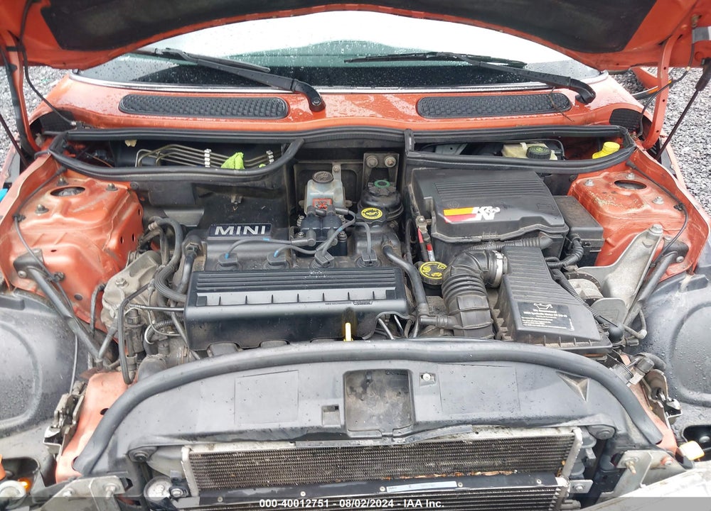 2006 MINI COOPER VIN: WMWRF335X6TF64812