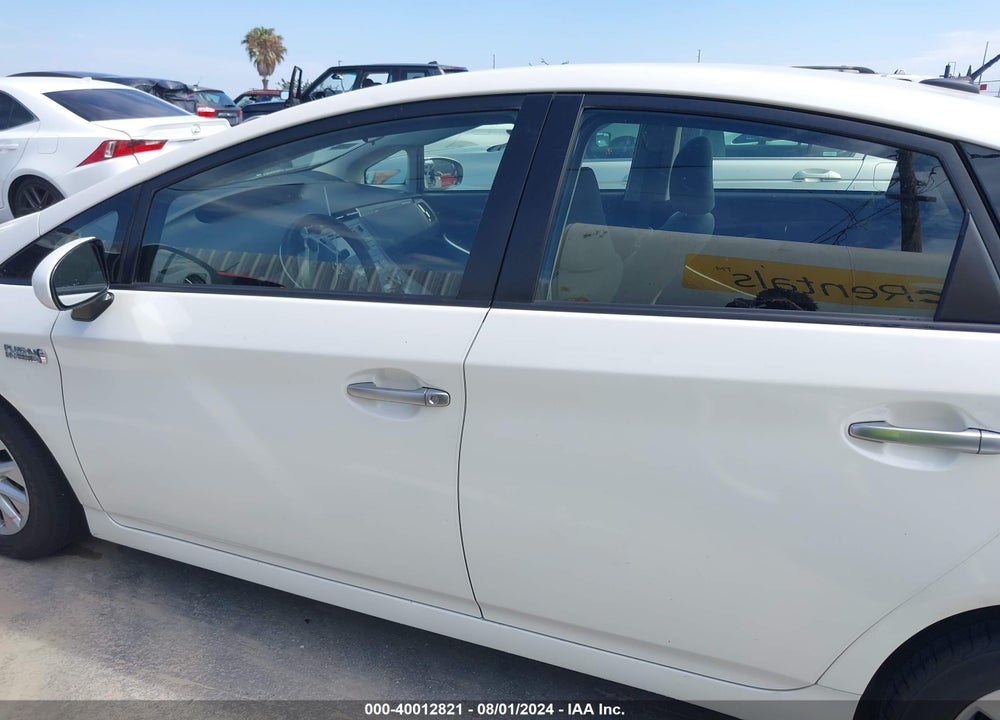 2013 TOYOTA PRIUS PLUG-IN VIN: JTDKN3DP4D3041741