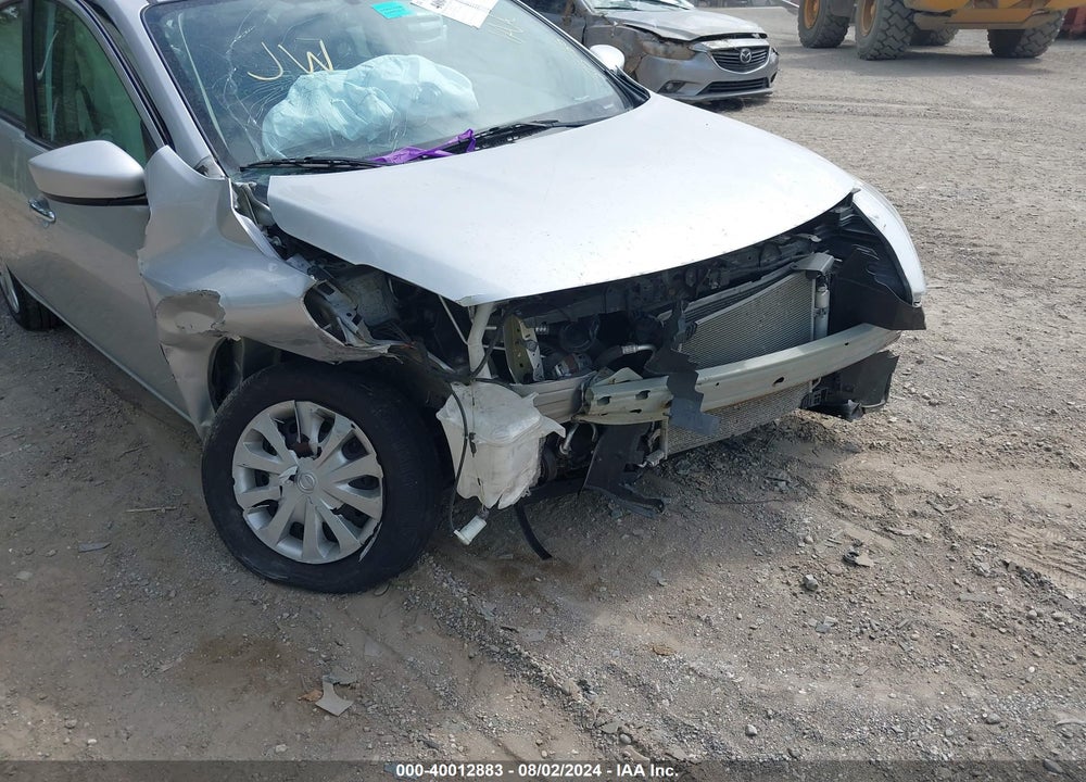 2019 NISSAN VERSA 1.6 SV VIN: 3N1CN7AP1KL852465