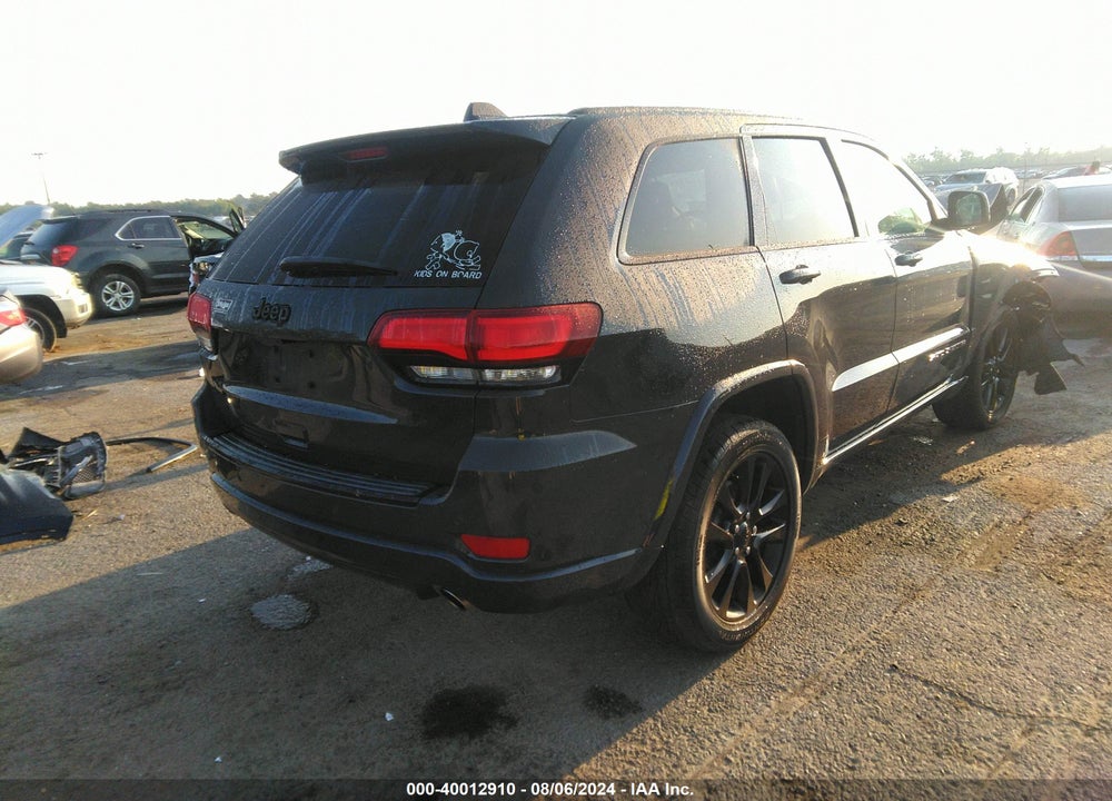 2018 JEEP GRAND CHEROKEE ALTITUDE 4X2 VIN: 1C4RJEAGXJC149335