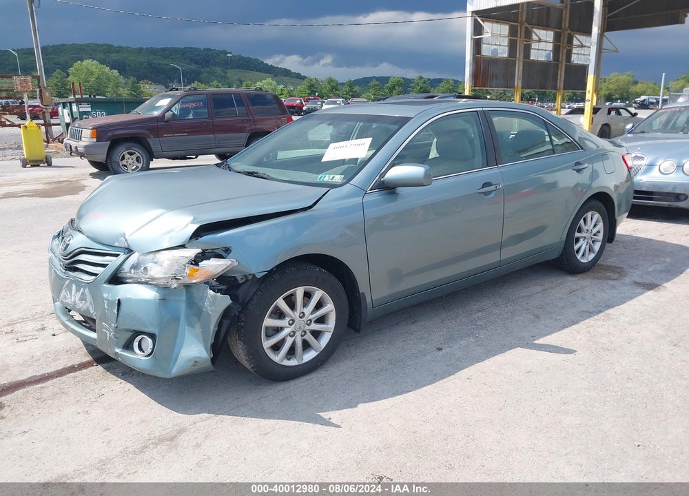 2011 TOYOTA CAMRY XLE V6 VIN: 4T1BK3EKXBU612521
