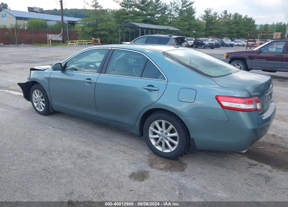 2011 TOYOTA CAMRY XLE V6 VIN: 4T1BK3EKXBU612521