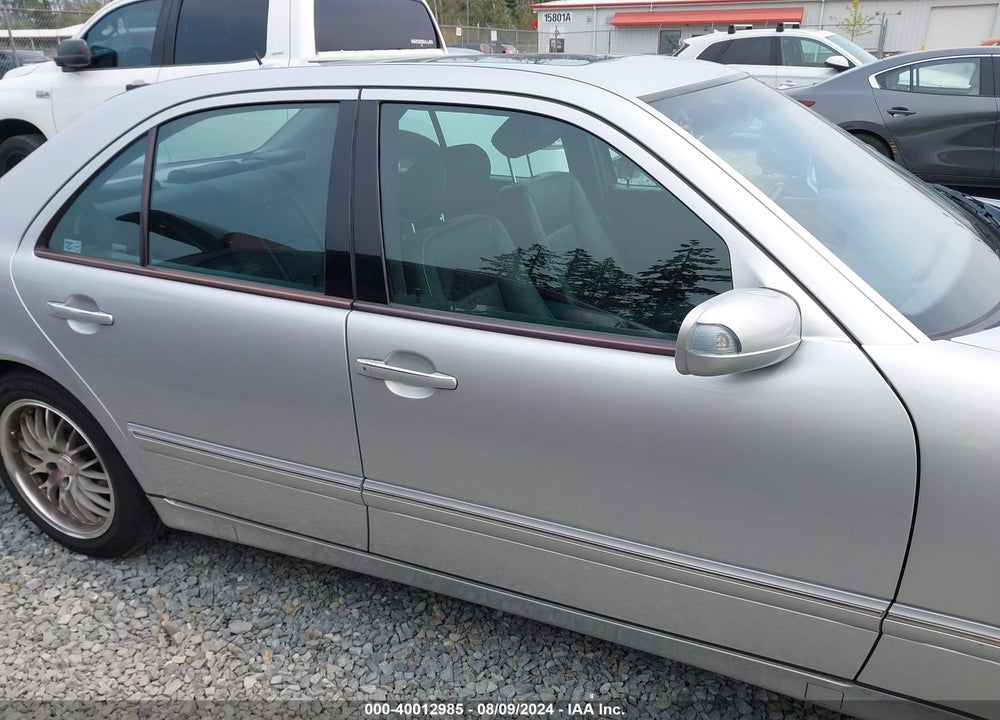 2001 MERCEDES-BENZ E 320 VIN: WDBJF65J61B206628