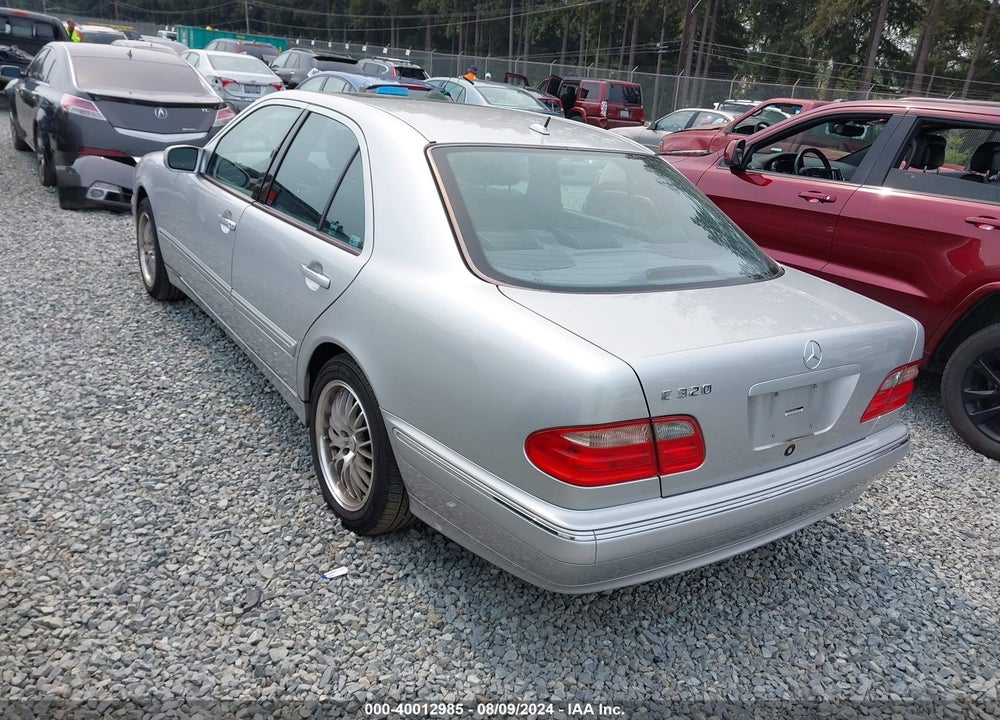 2001 MERCEDES-BENZ E 320 VIN: WDBJF65J61B206628