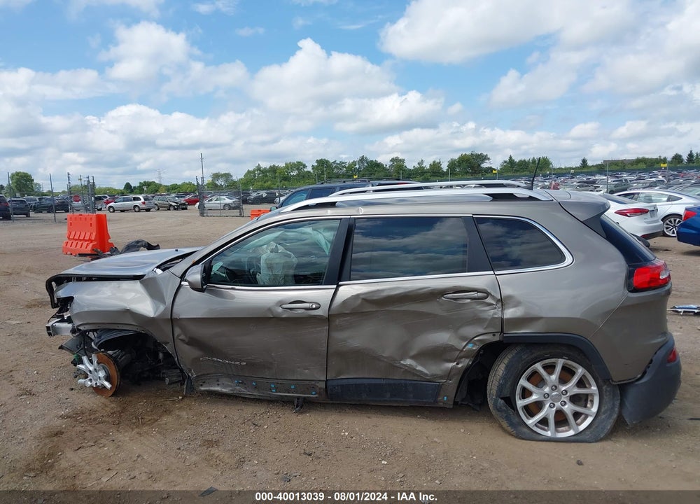 2016 JEEP CHEROKEE LATITUDE VIN: 1C4PJMCB2GW241517