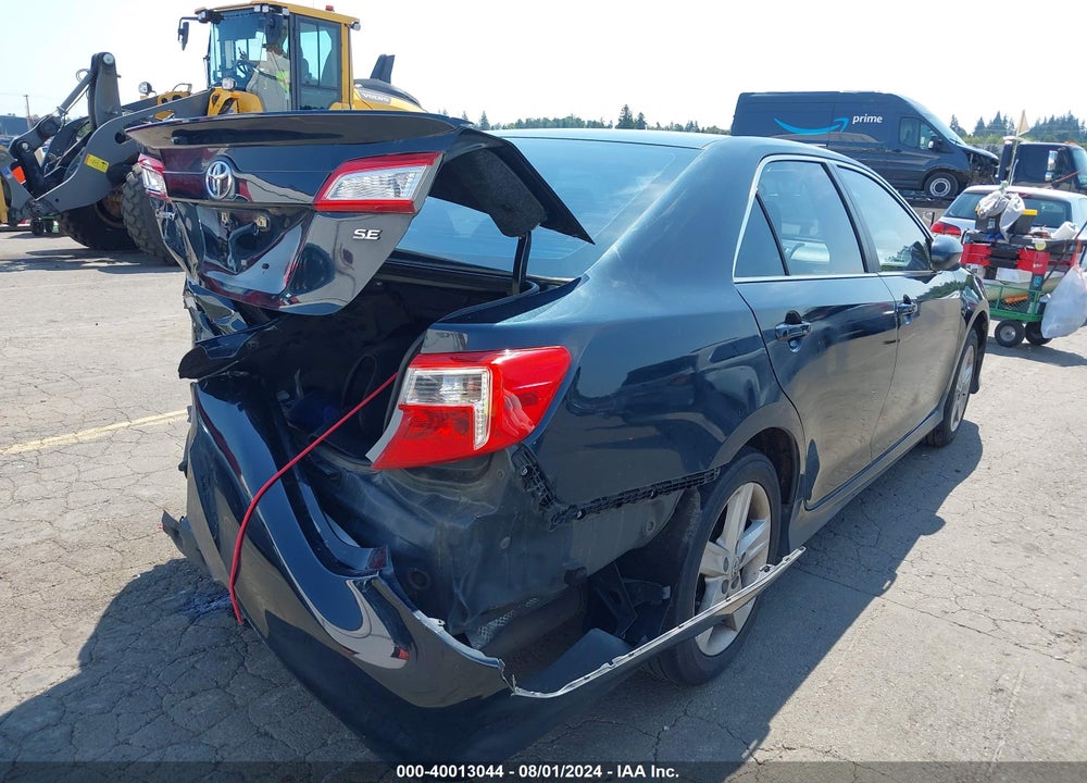 2014 TOYOTA CAMRY SE VIN: 4T1BF1FK5EU412657