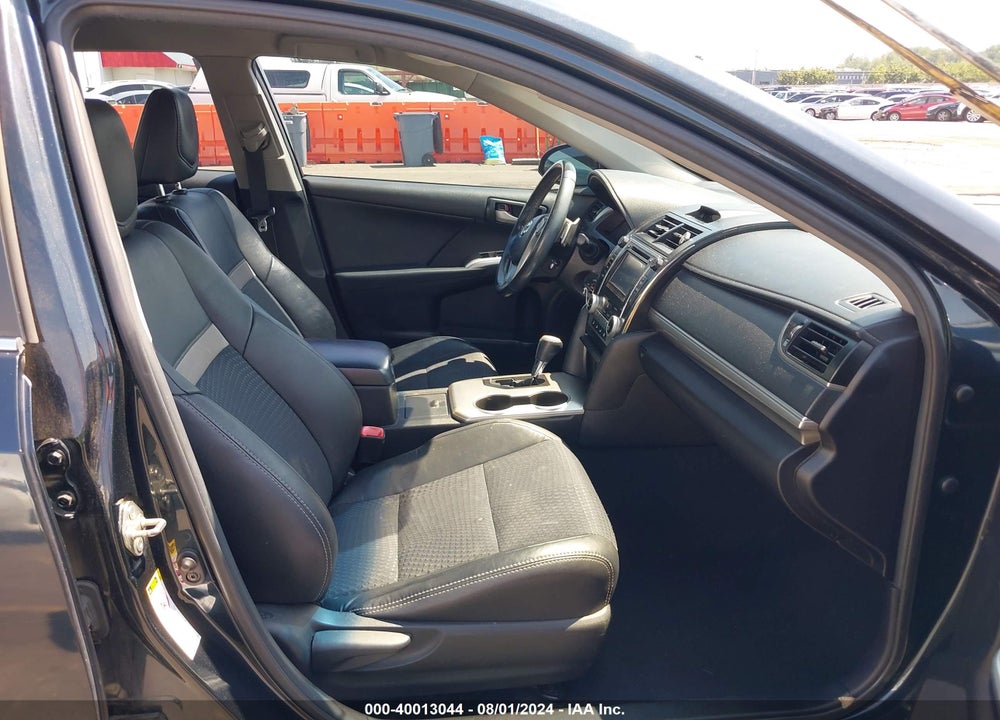 2014 TOYOTA CAMRY SE VIN: 4T1BF1FK5EU412657
