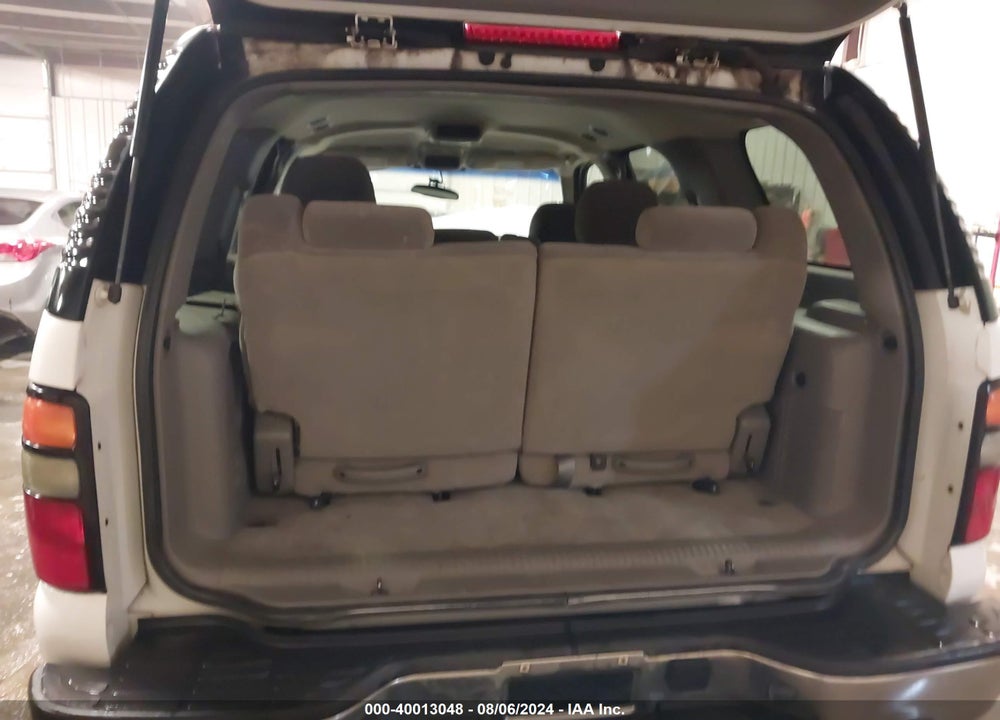 2005 CHEVROLET TAHOE LS VIN: 1GNEK13Z85R167488